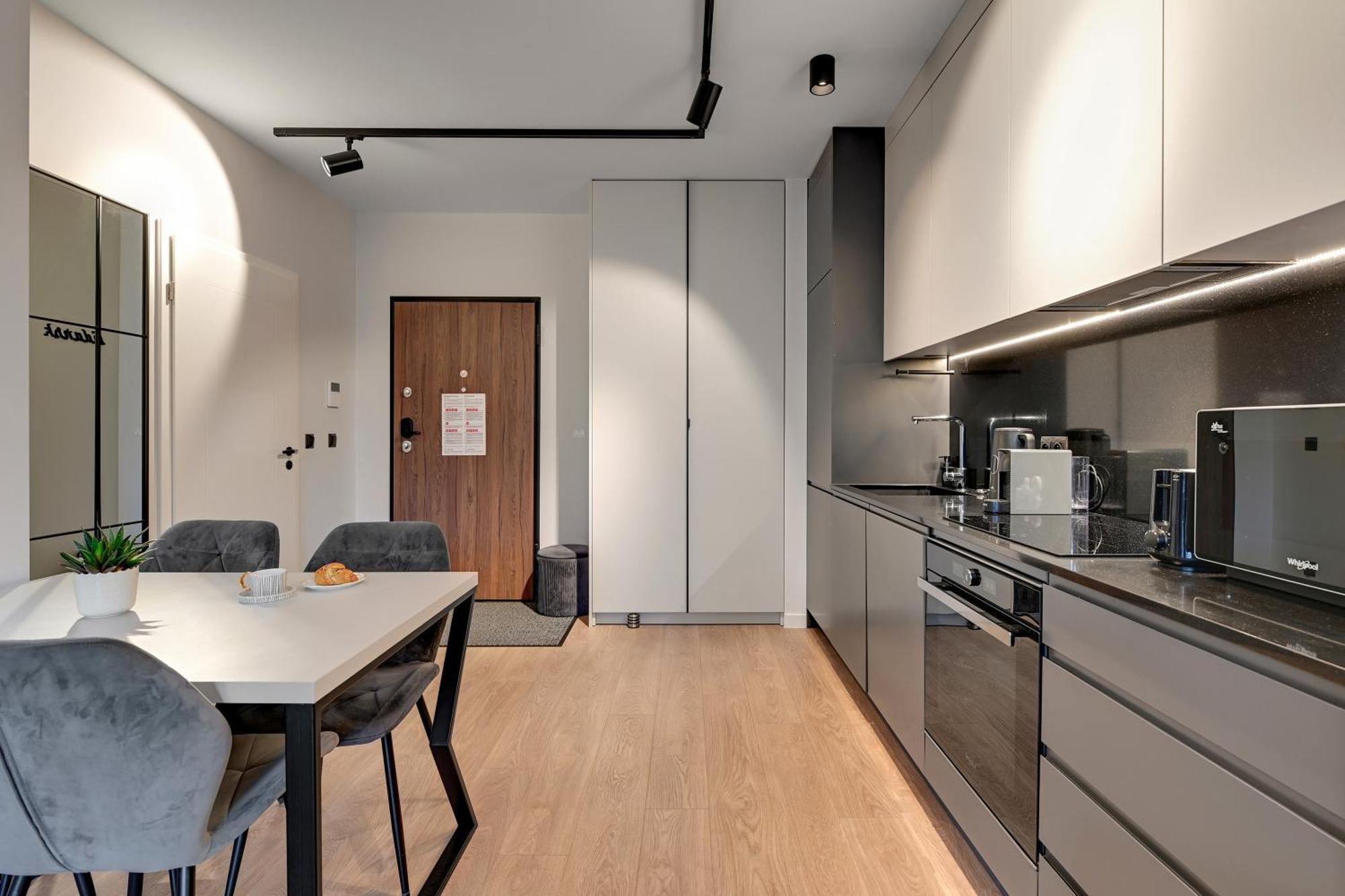 Scala City Center Premium Studios By Lion Apartments Gdańsk Eksteriør billede