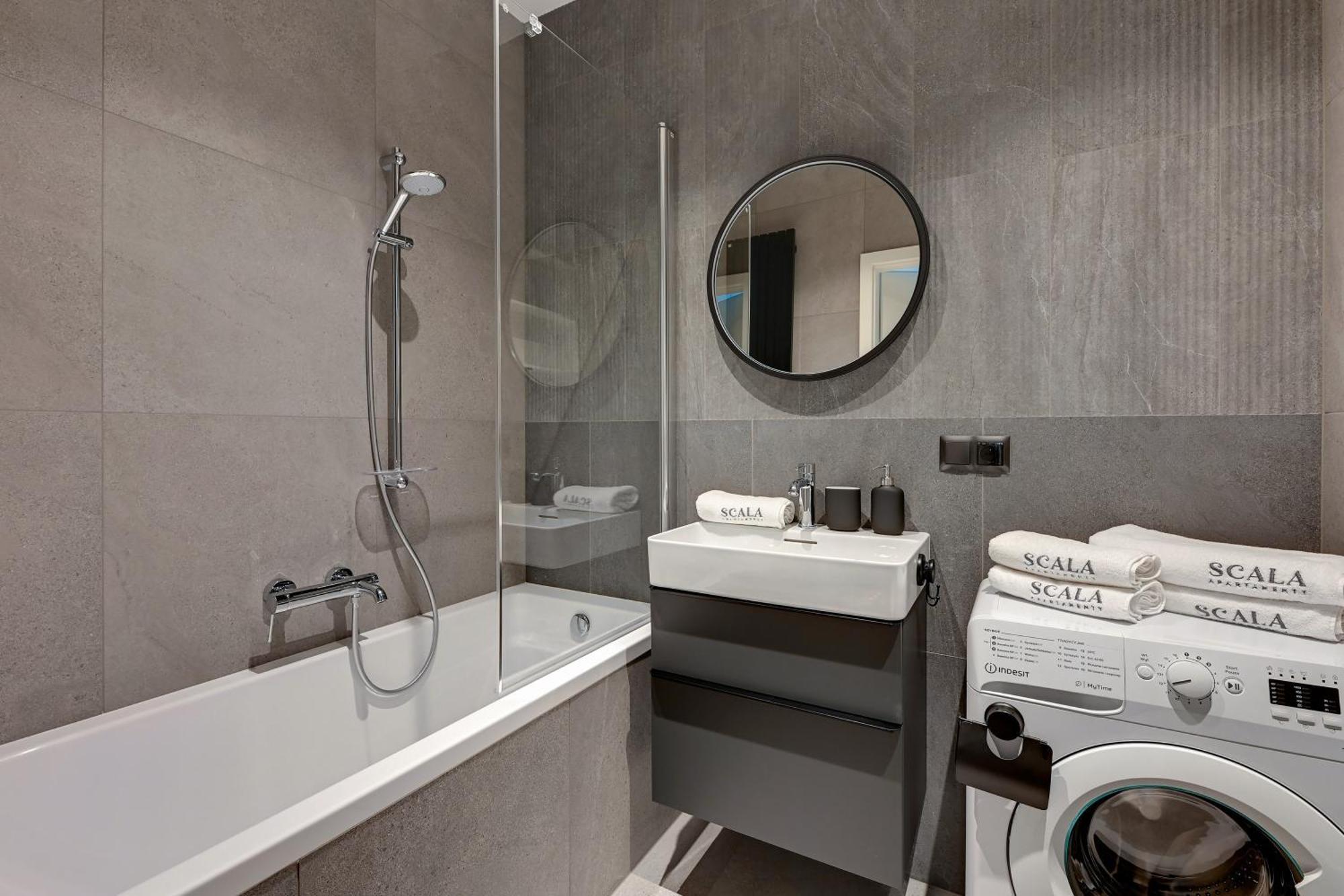 Scala City Center Premium Studios By Lion Apartments Gdańsk Eksteriør billede